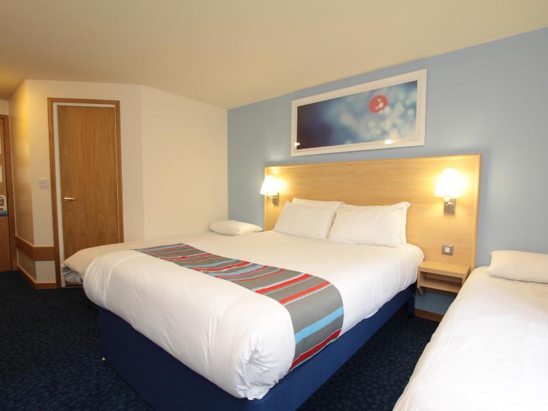 Travelodge Міддлвіч Екстер'єр фото